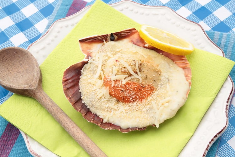 Coquilles Saint-Jacques gratinées