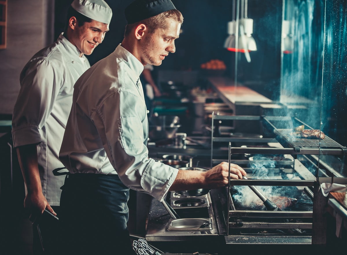 Devenir restaurateur en cuisine