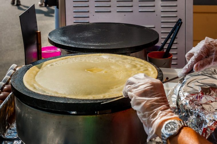 Invention de la crêpière professionnelle