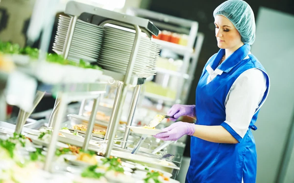 Quel diplôme pour travailler dans la restauration collective ?