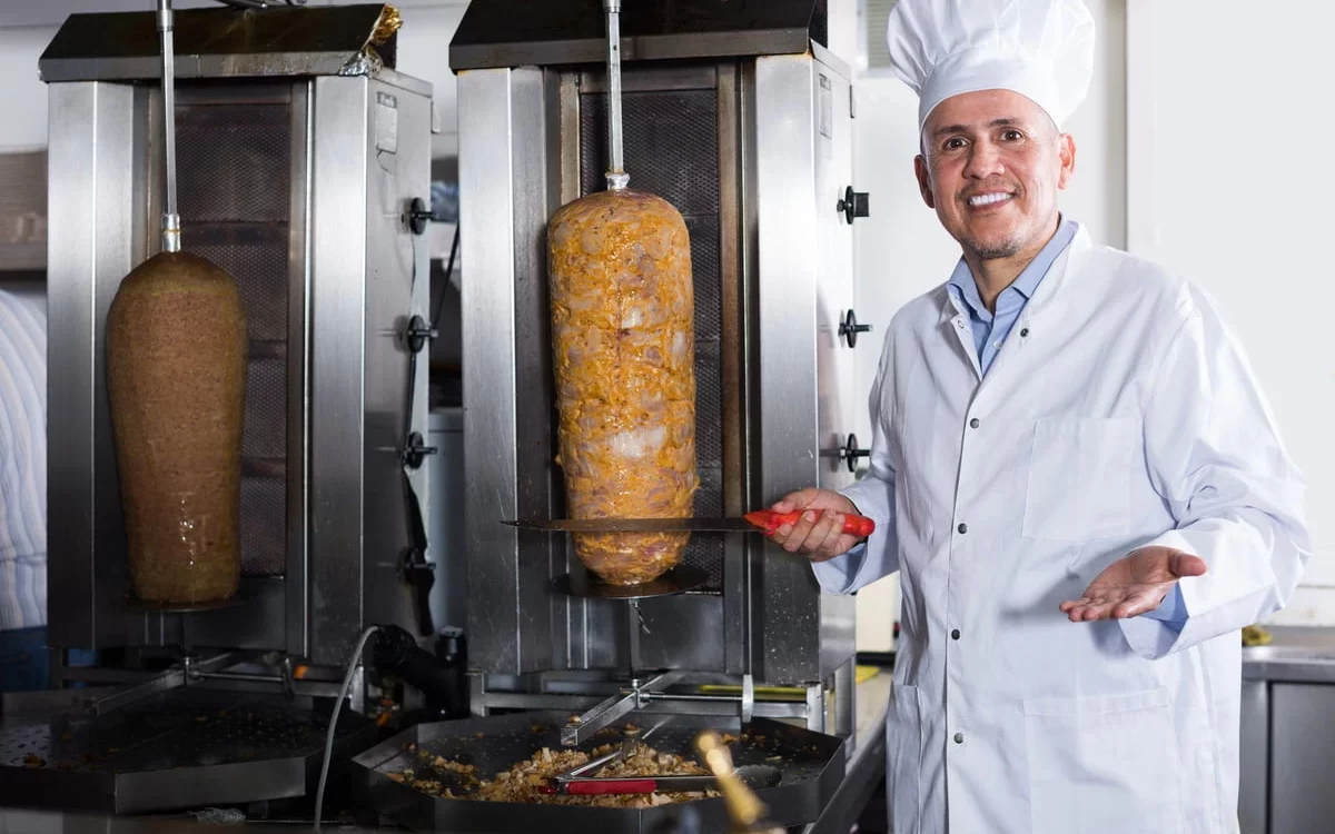Comment utiliser une machine à kebab ?