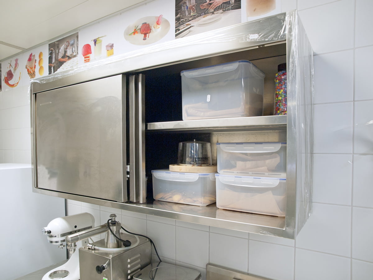 meuble murale en inox