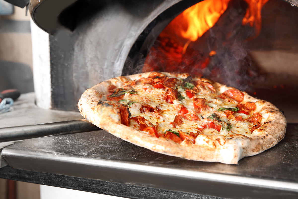 pelle à pizza en inox