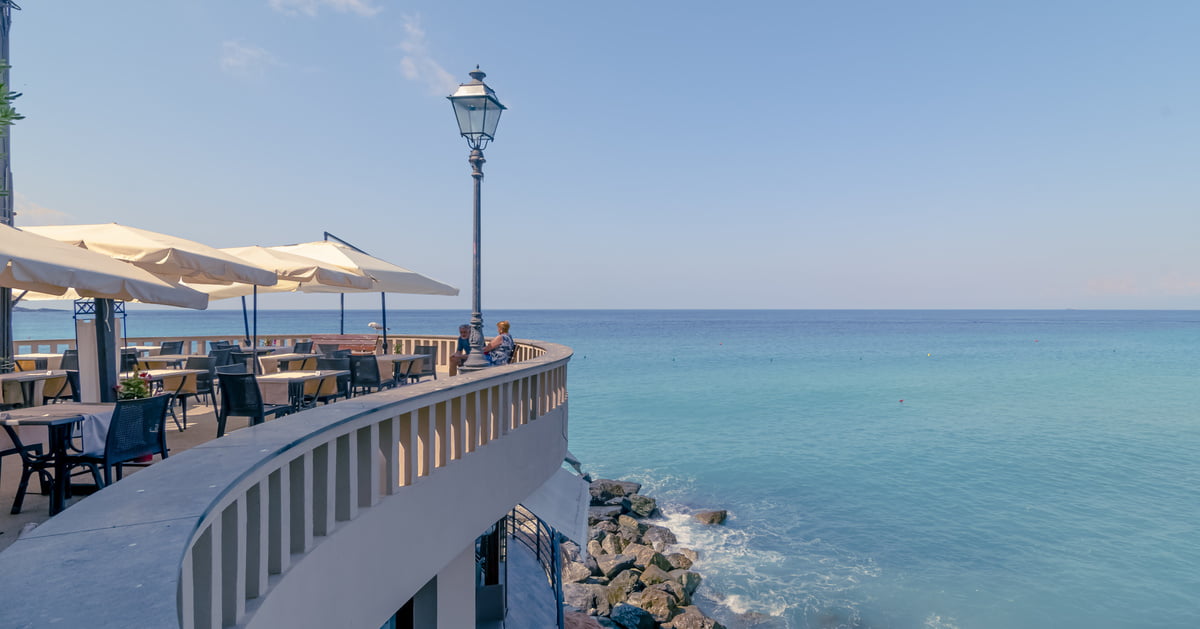 parasol-restaurant