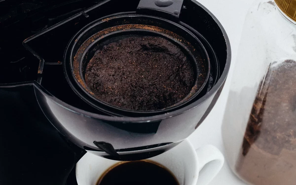 Comment nettoyer une cafetière à filtre ?