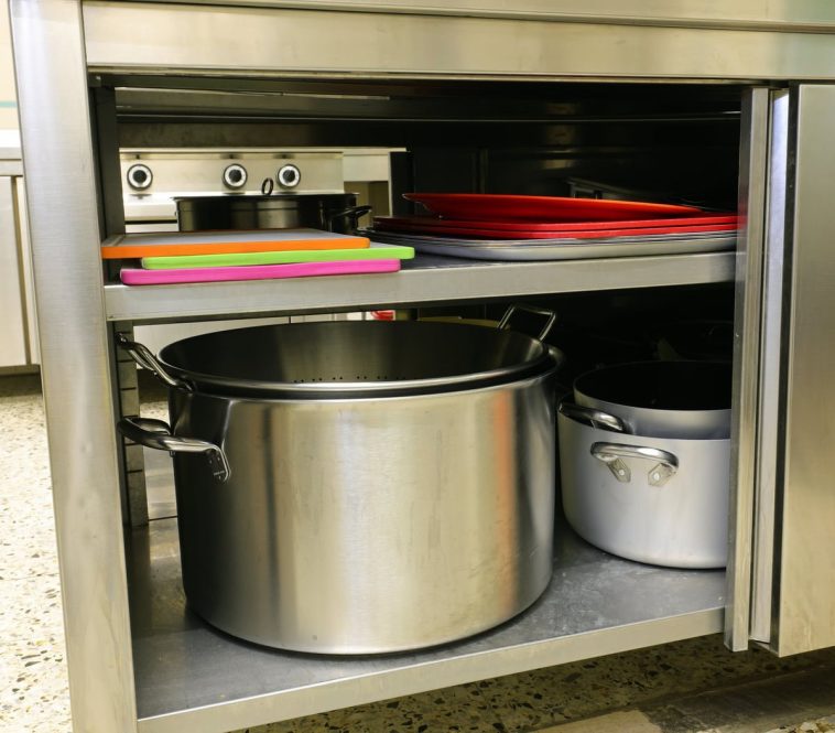 meuble bas en inox