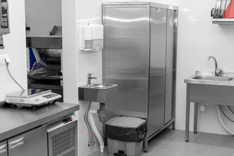 armoire haute en inox