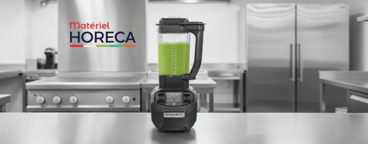 Blender de bar professionnel Hamilton Beach Rio HBC 0255 en situation sur un comptoir de bar moderne