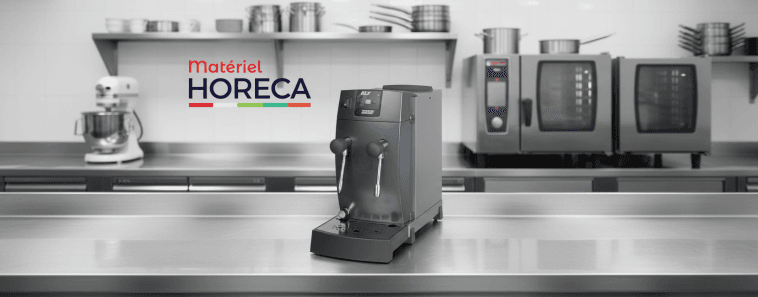 Chauffe-eau et vapeur Bravilor RLX4 utilisé dans une cuisine professionnelle moderne